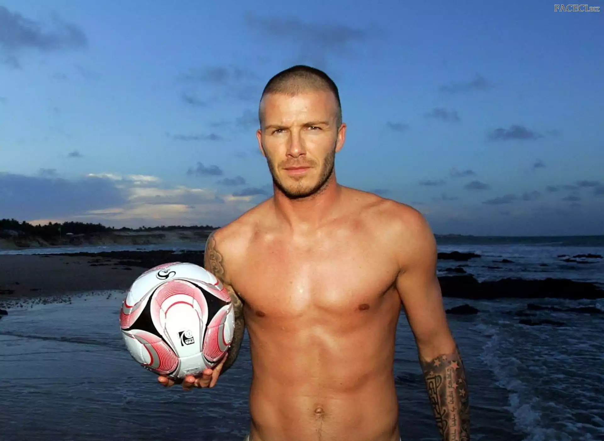 Plaża, David Beckham, Piłka
